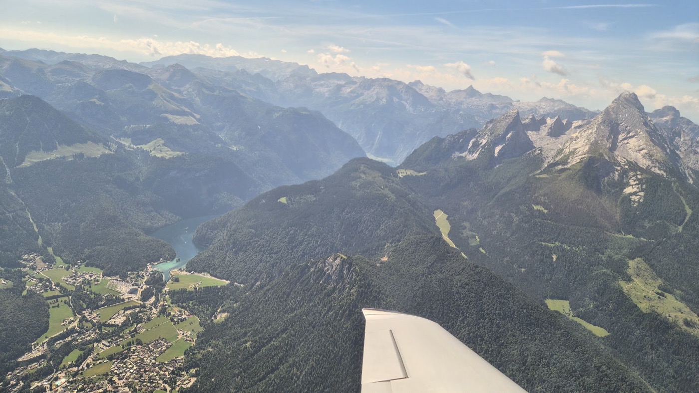The Dachstein glacier from the aircraft